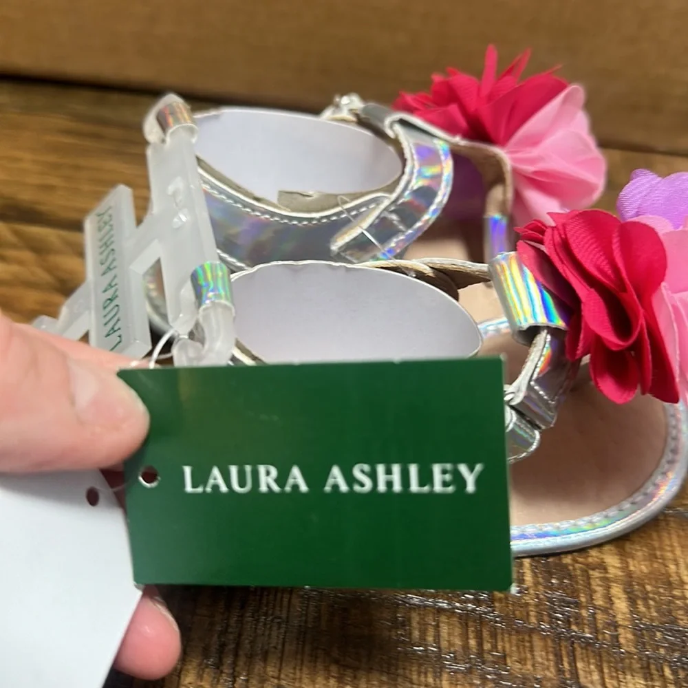 LAURA ASHLEY BABY FLOWER SANDALS: SILVER/PINK/PURPLE: NEW WITH TAGS:SZ 4